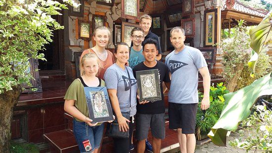 Wayan Gama Painter Group and School